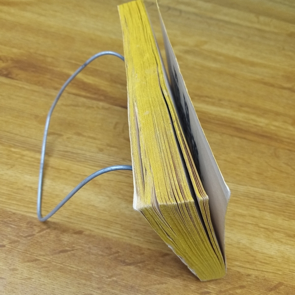 The Cherokee Trail by Louis L'Amour 1982 Paperback Edition - Picture 3 of 8